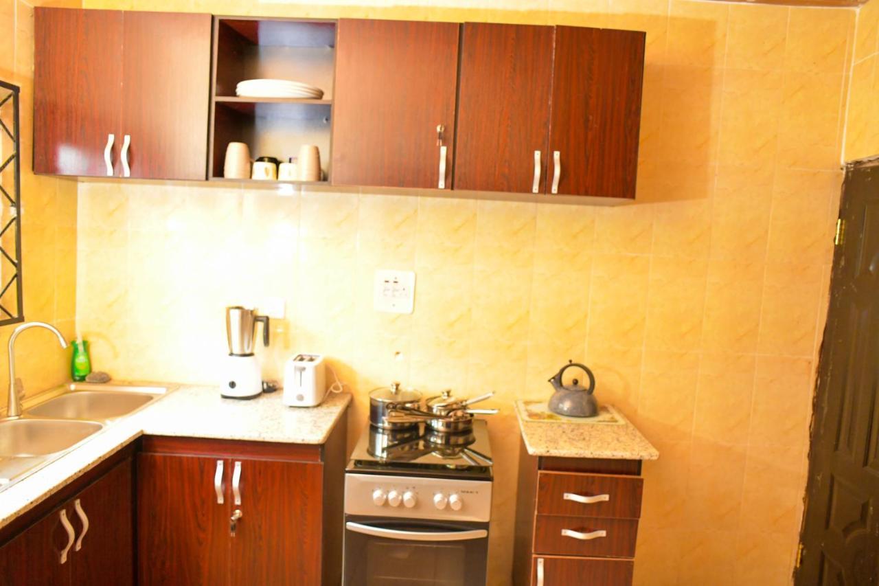 Living Green Apartments Airport Pick Up Benin City Esterno foto