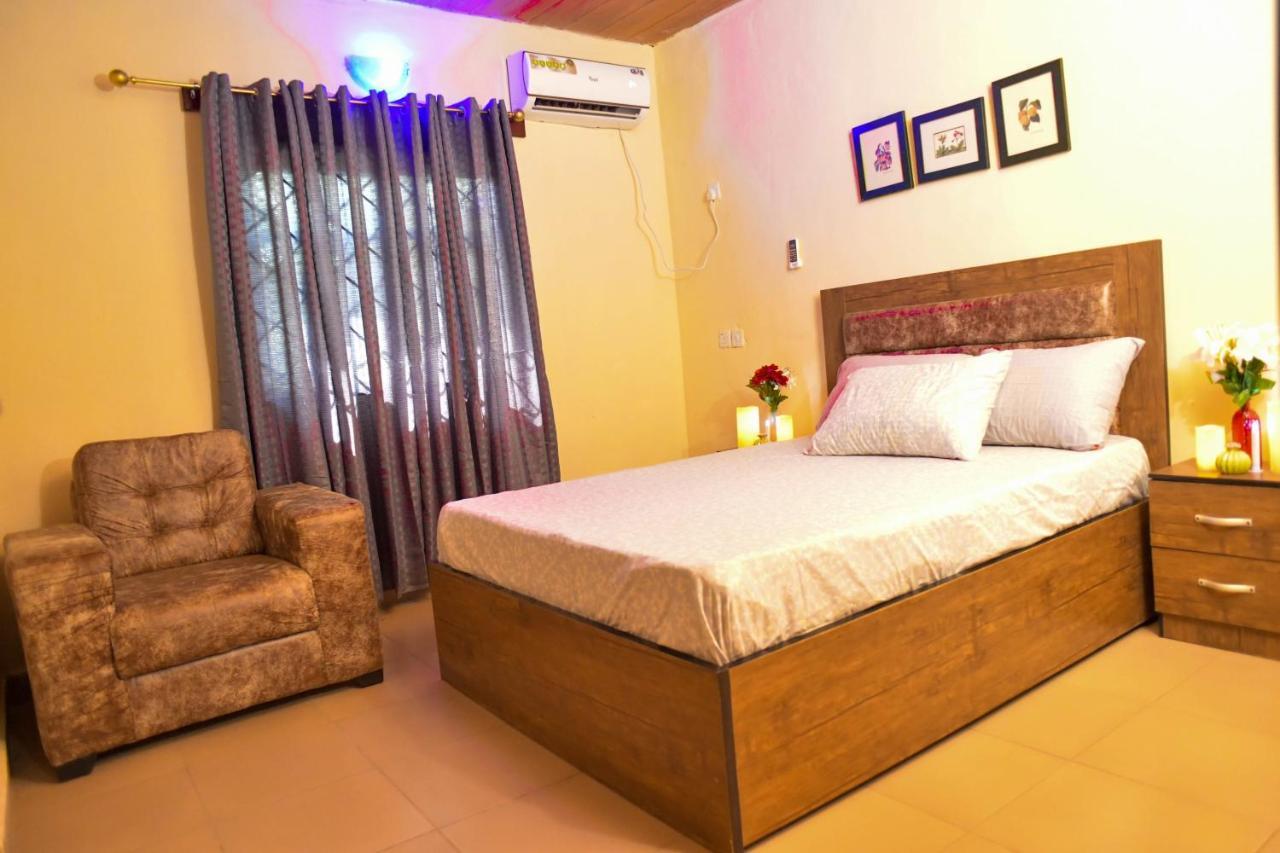 Living Green Apartments Airport Pick Up Benin City Esterno foto