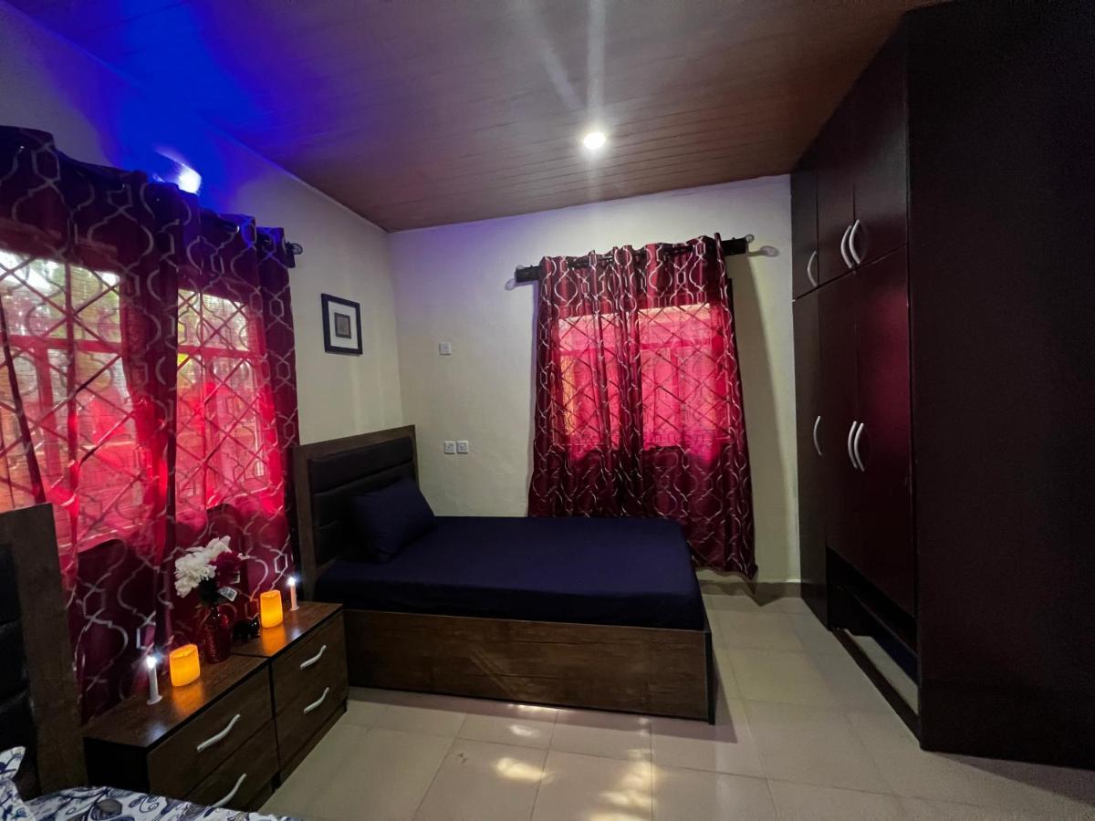 Living Green Apartments Airport Pick Up Benin City Esterno foto