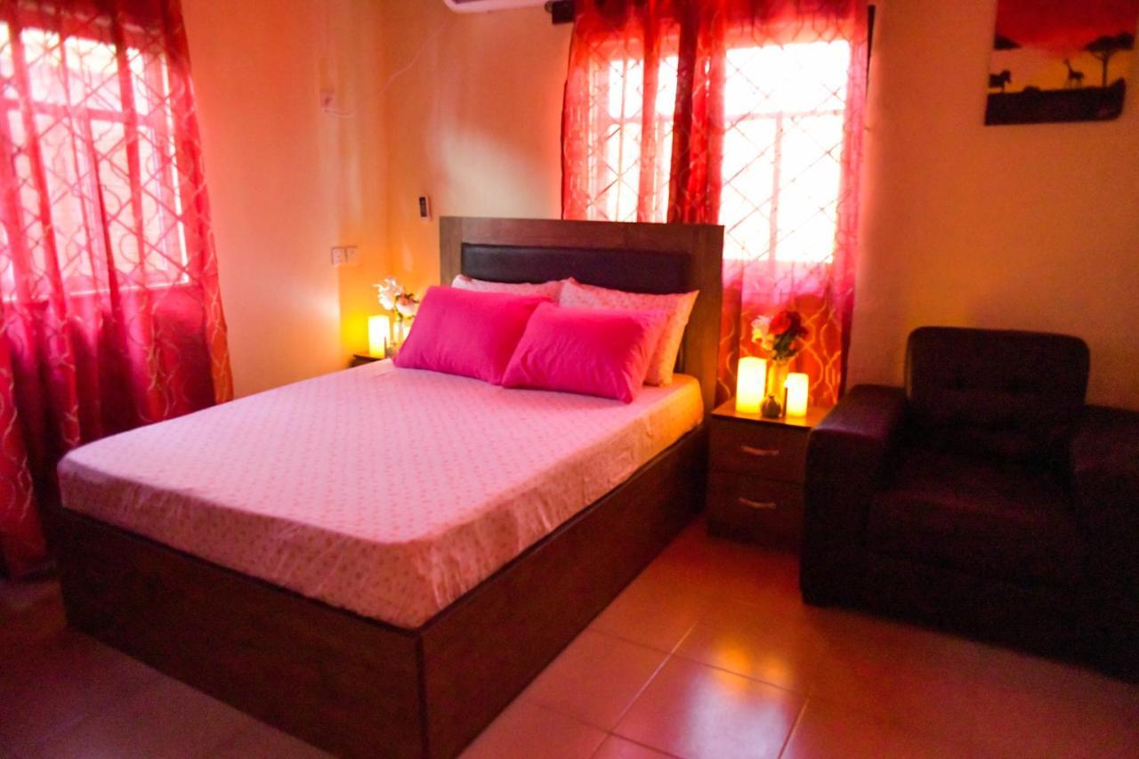 Living Green Apartments Airport Pick Up Benin City Esterno foto