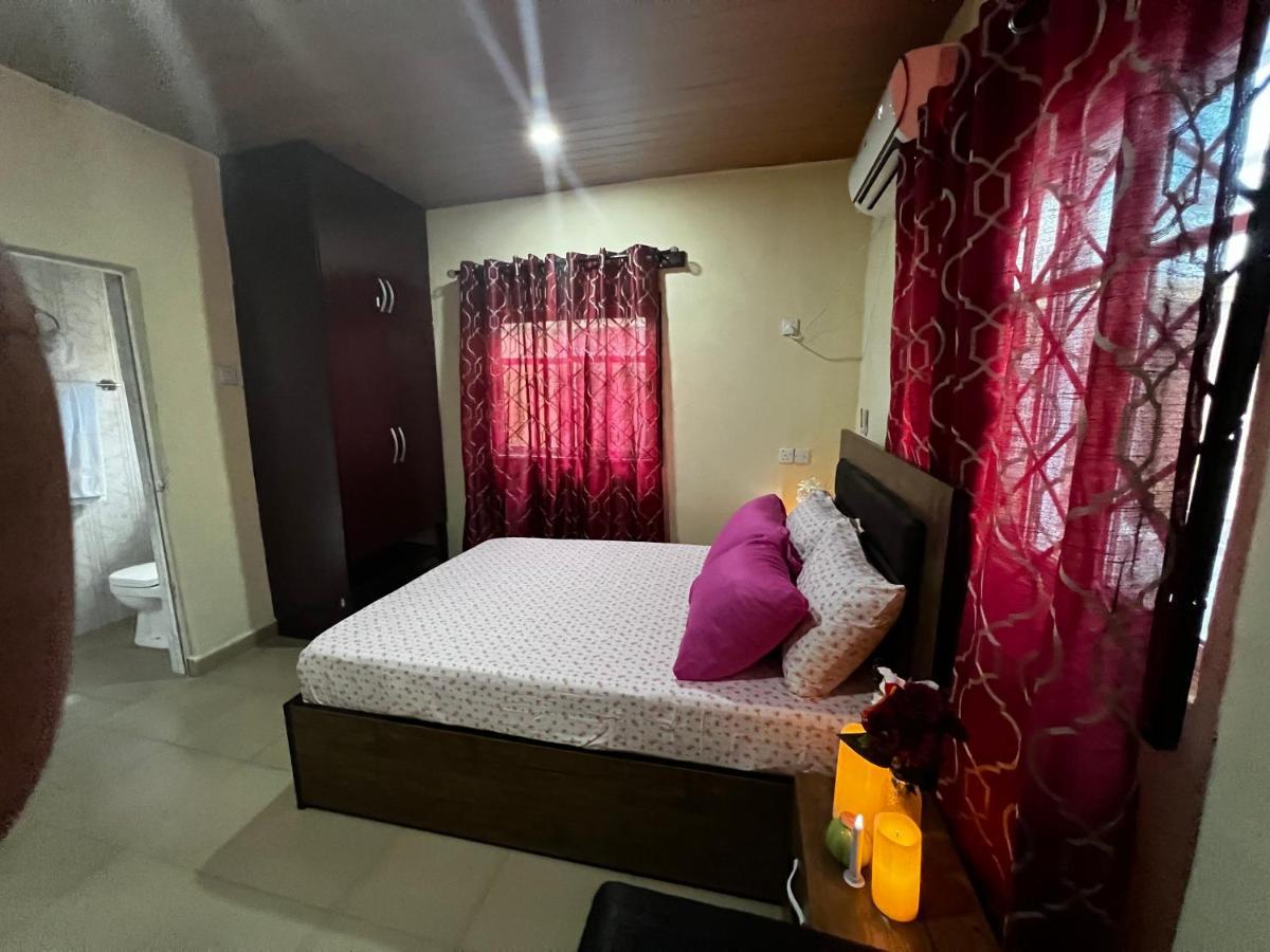 Living Green Apartments Airport Pick Up Benin City Esterno foto
