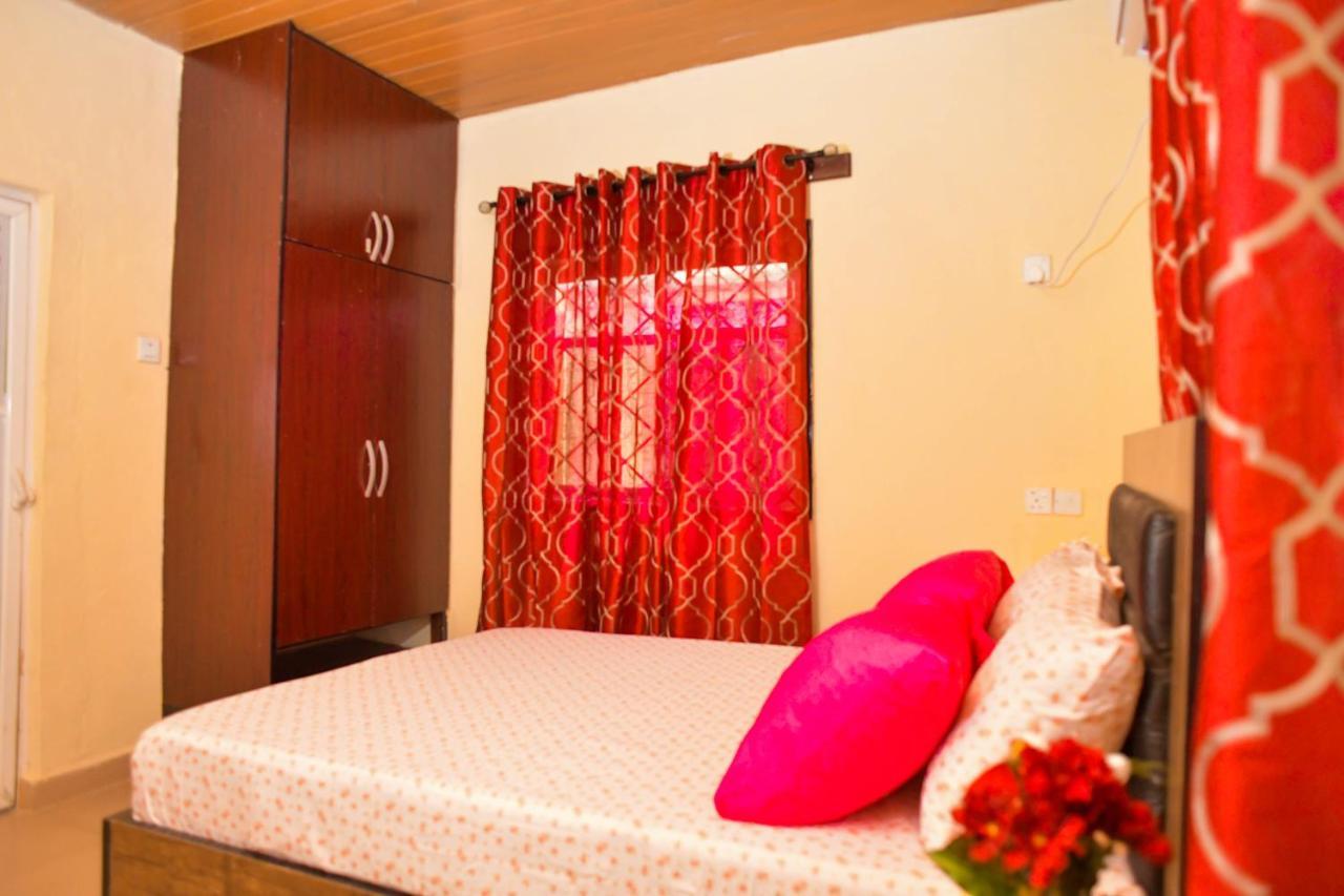 Living Green Apartments Airport Pick Up Benin City Esterno foto